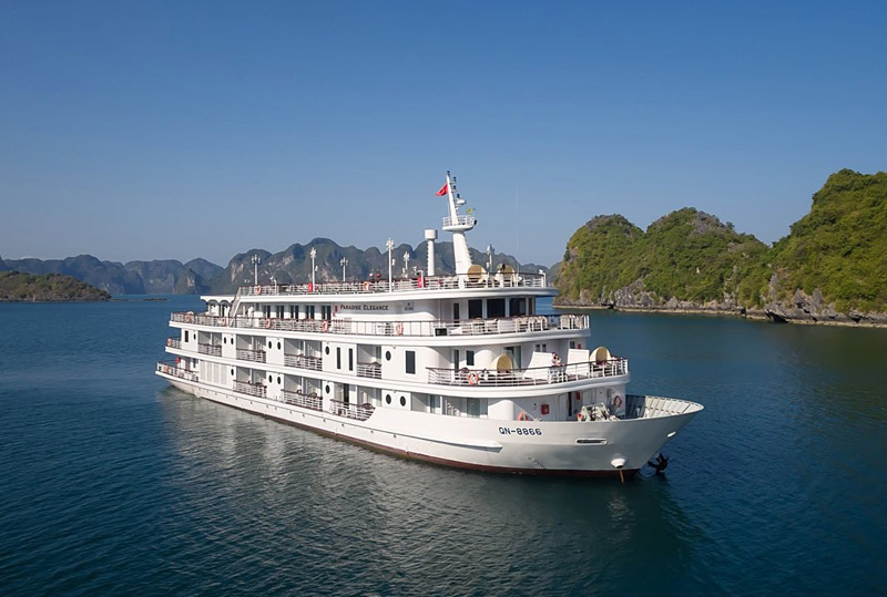 Review Du Thuyền Paradise Hạ Long Toàn Tập: Bảng Giá Vé và Lịch Trình Chi Tiết 2026